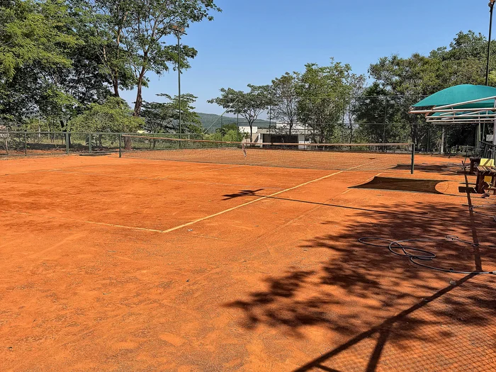 Quadra Oficial de Tênis de Saibro